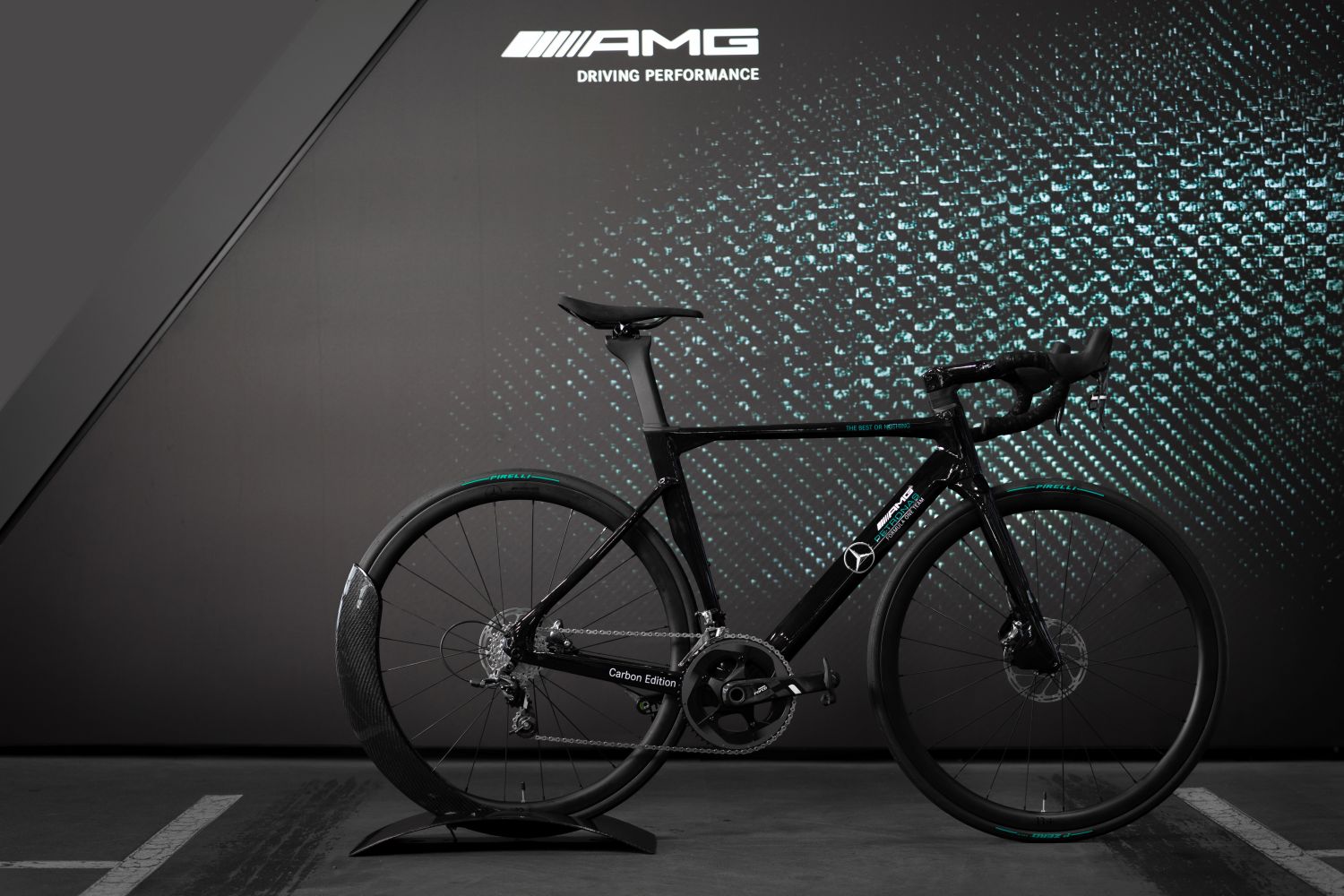 amg rennrad Mercedes-AMG PETRONAS F1 Team V12 Limited Edition Road Bike