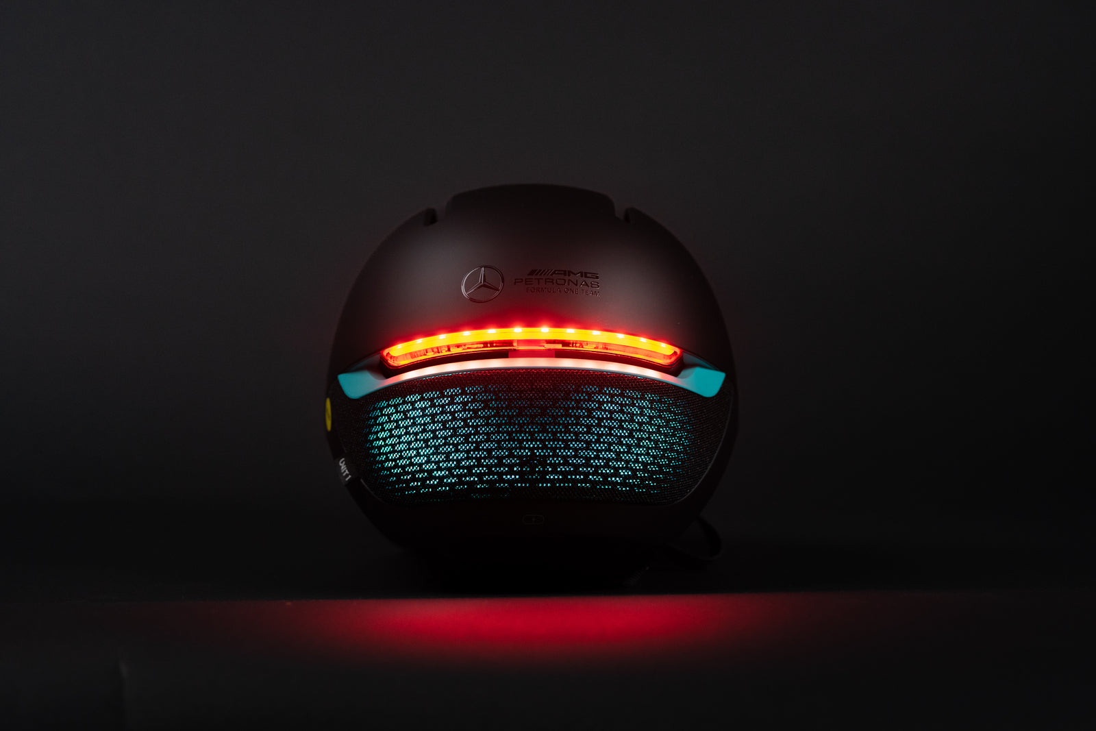 Brake light on the Mercedes-AMG F1 Team Smart eBike Helmet