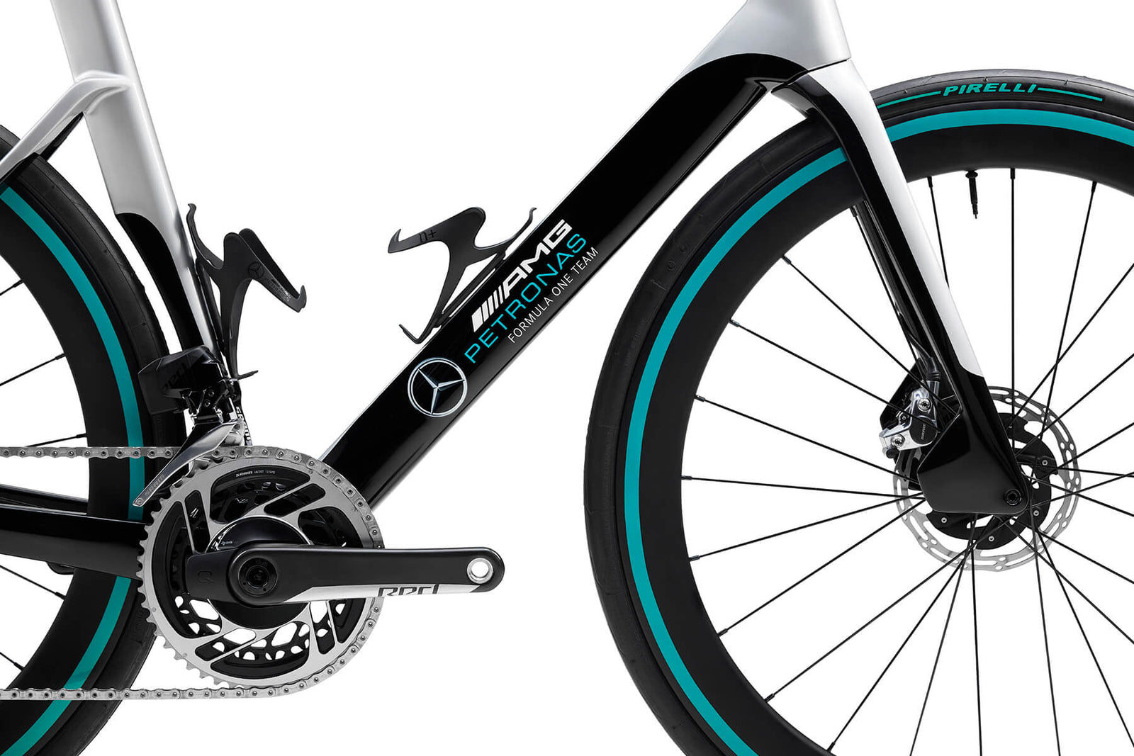 Mercedes-AMG PETRONAS F1® Team V13 Road Edition