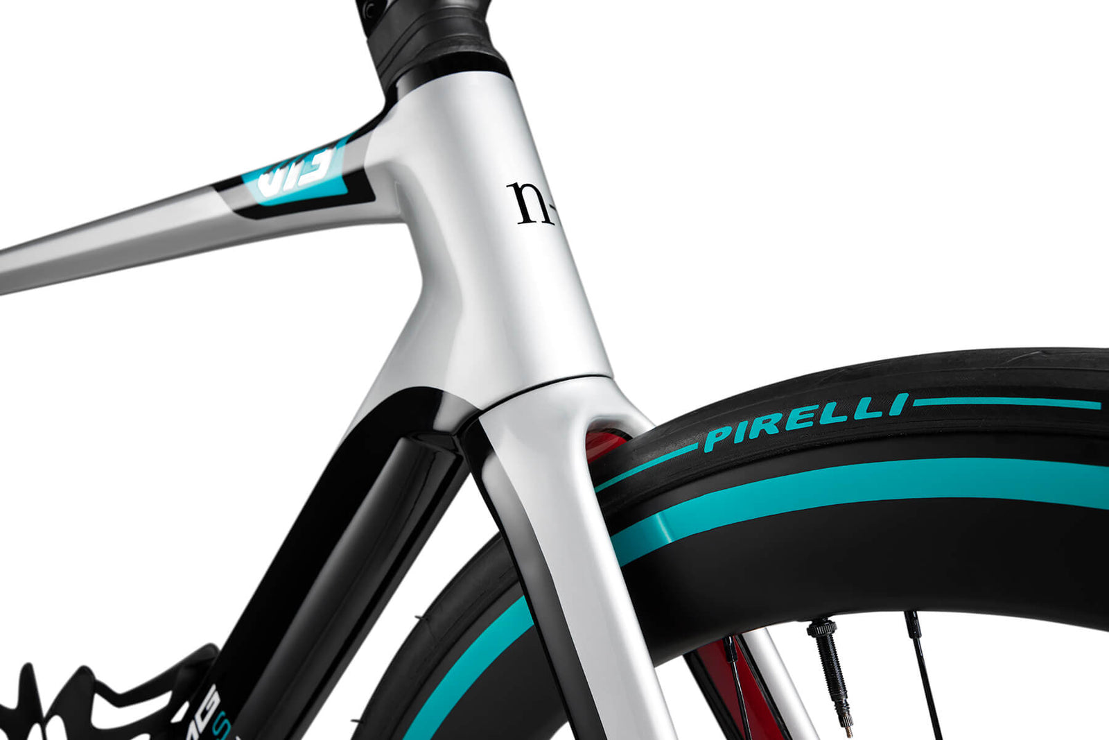 Mercedes-AMG PETRONAS F1® Team V13 Road Edition