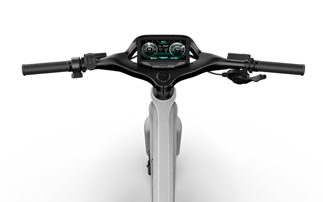 One-piece, integrated cockpit on the Mercedes-AMG F1 City Edition e-bike